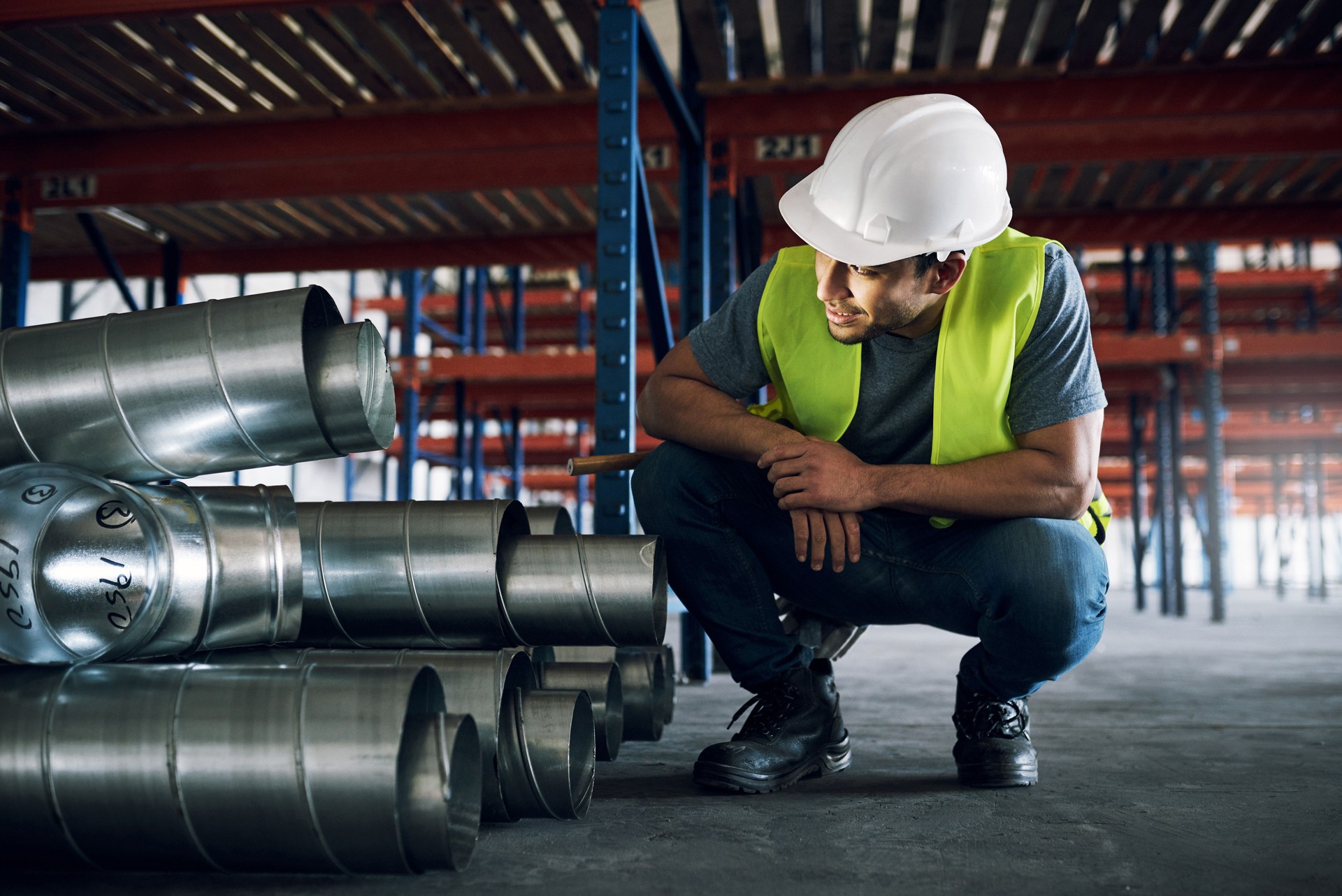 Schuss eines jungen Mannes bei Kontrollen auf einer Baustelle